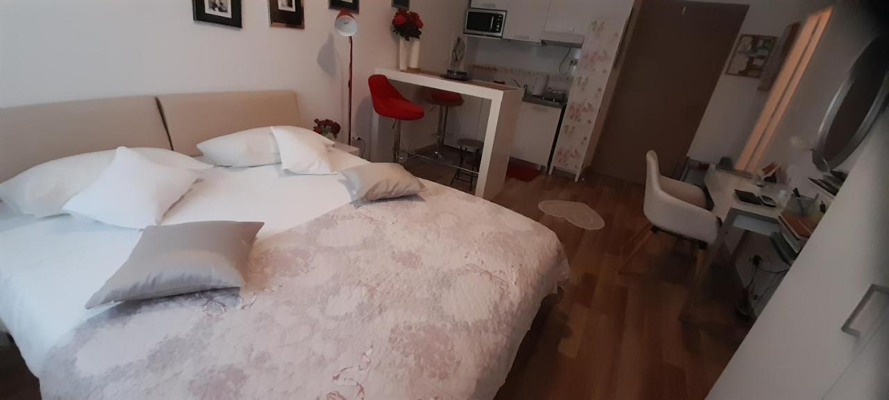 Klara Studio Apartman Σπλιτ Εξωτερικό φωτογραφία