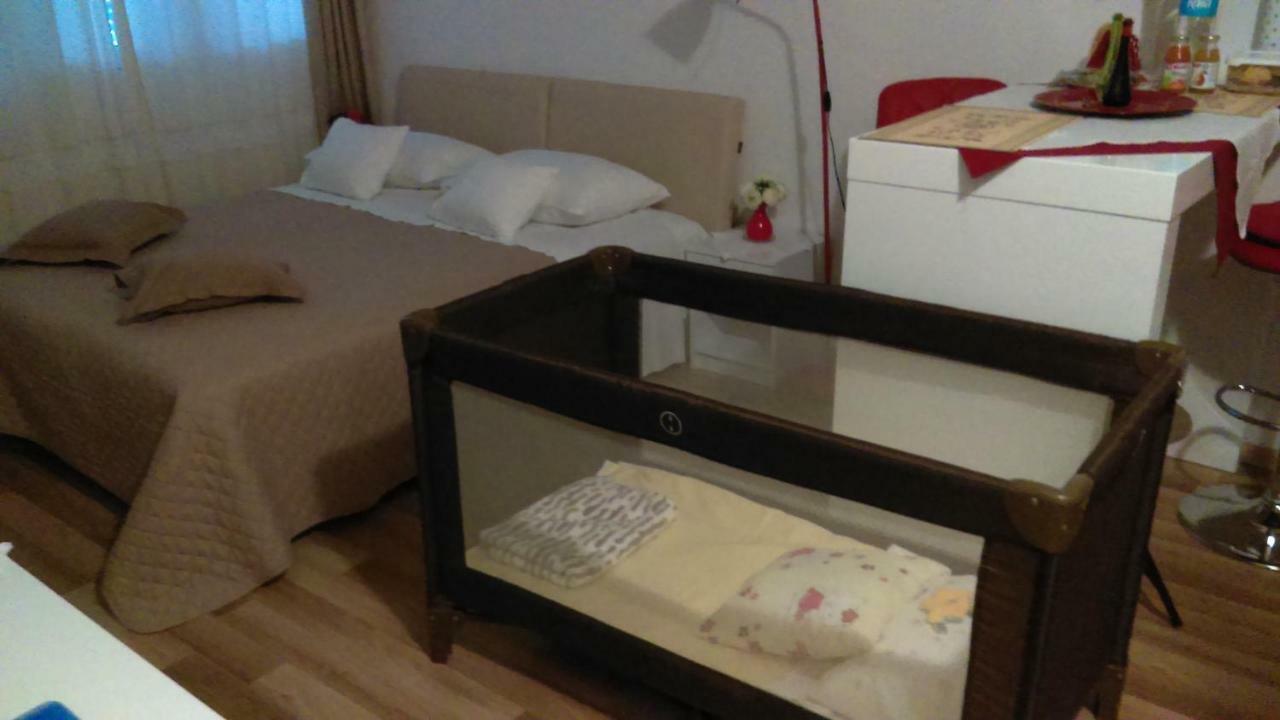 Klara Studio Apartman Σπλιτ Εξωτερικό φωτογραφία